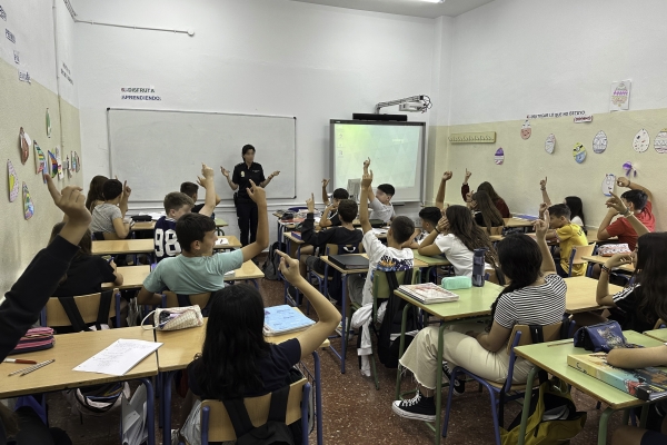 Charlas formativas de la Policia Nacional