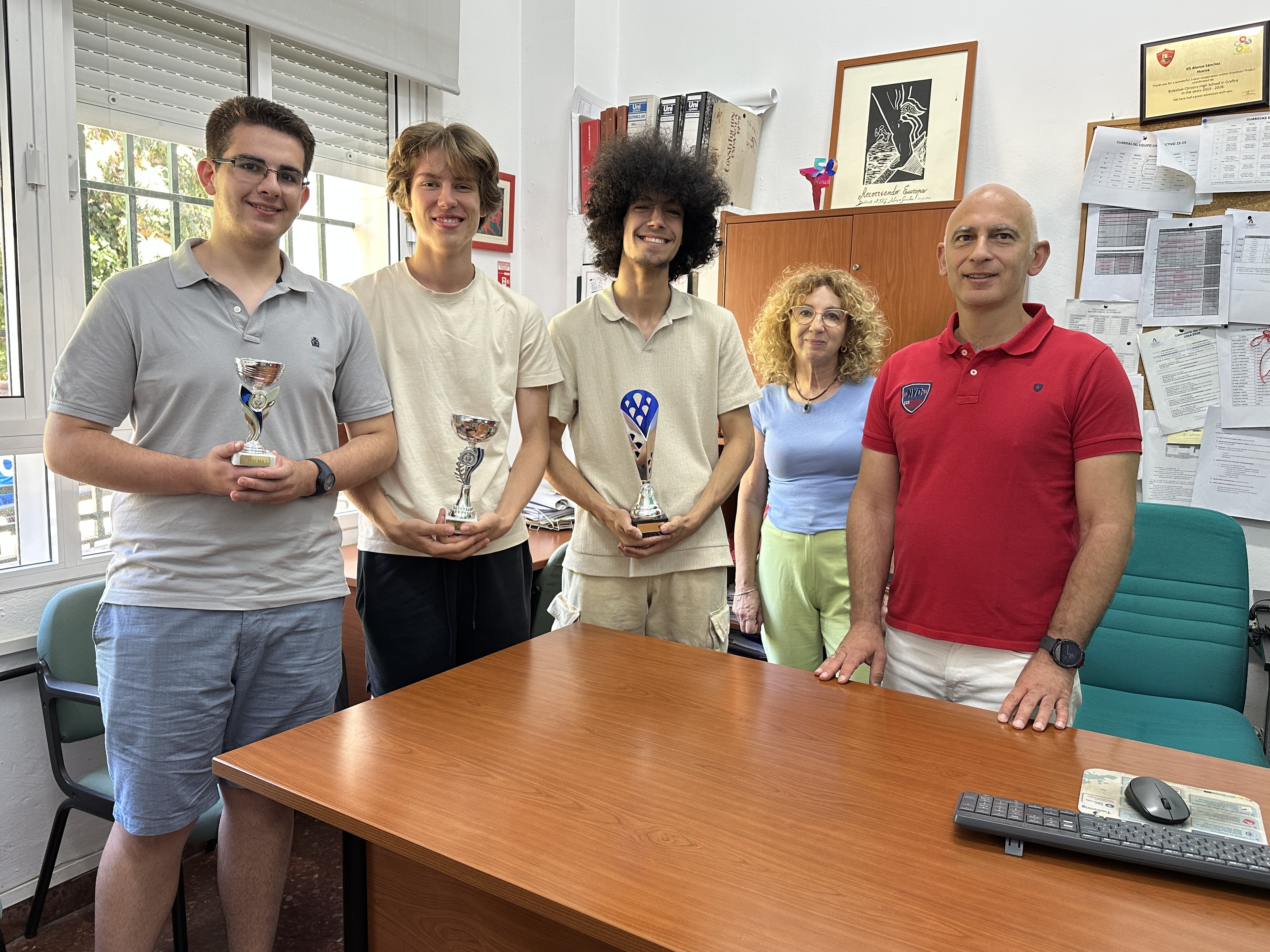 Adrian Ruano, campeon del Torneo de Ajedrez IES Alonso Sanchez