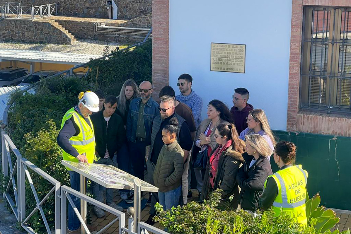 El alumnado del Ciclo visita Aguas de Huelva