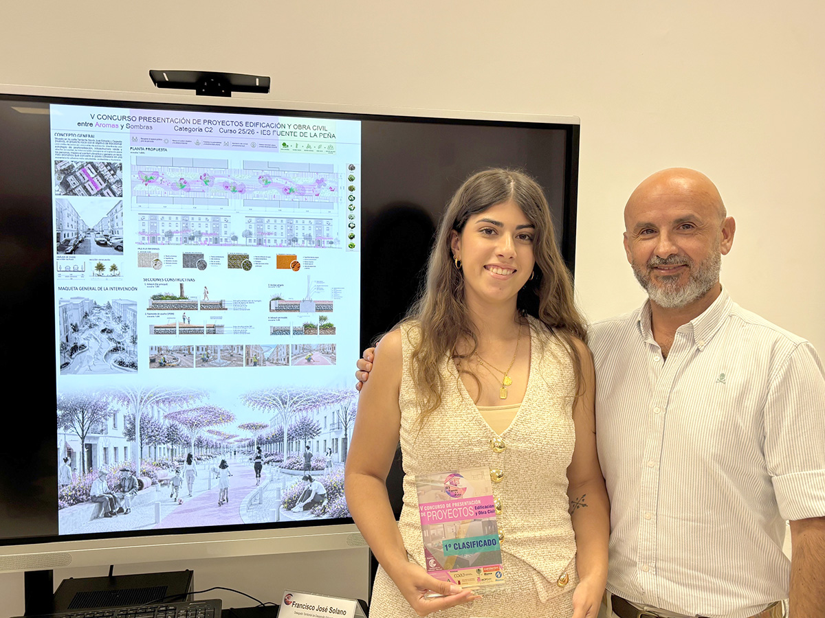 Mª del Rocio Escobar Rodriguez, ganadora del V Concurso de Presentacion de Proyectos de Edificacion y Obra Civil