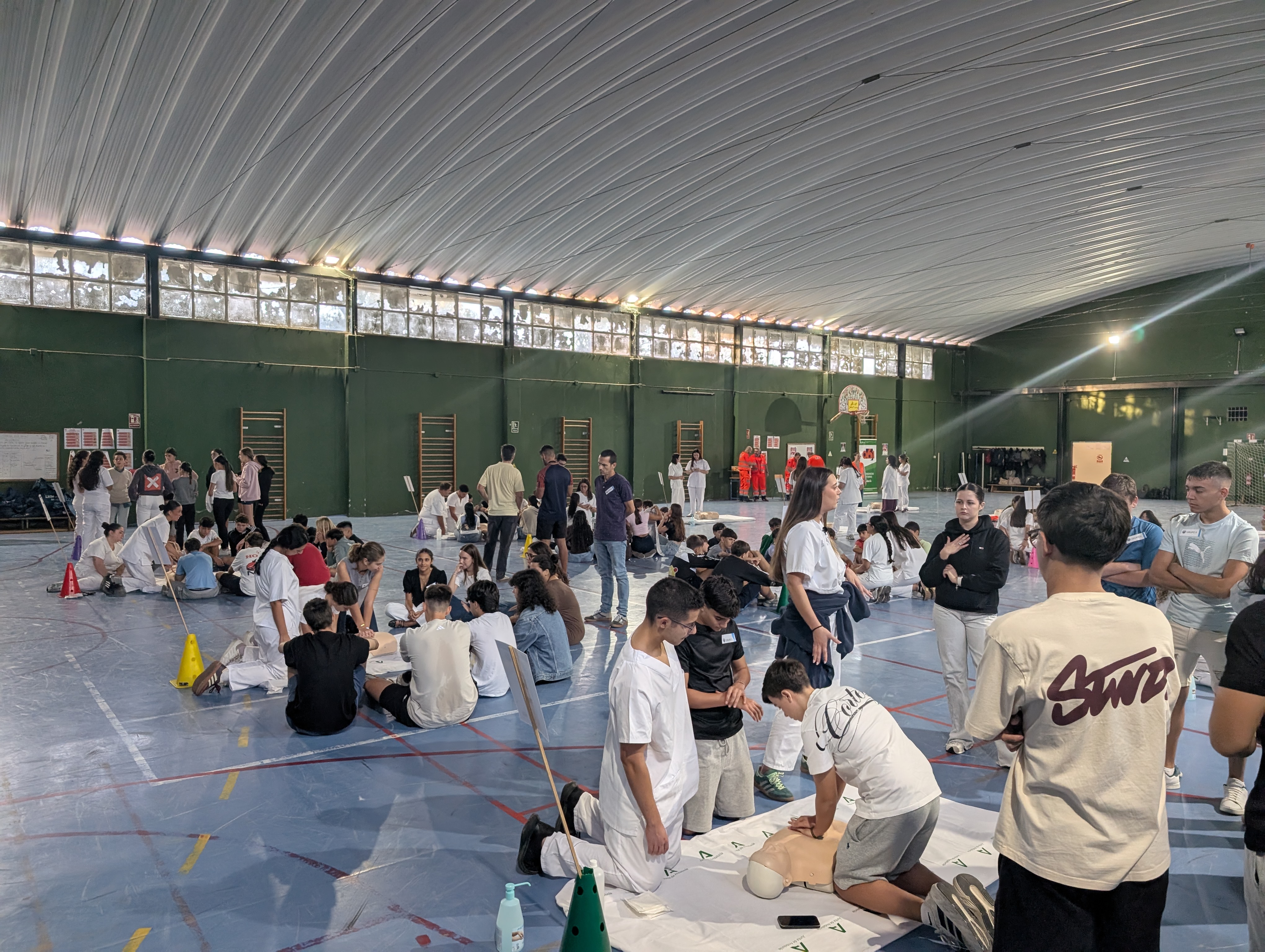 Nuestro alumnado participa en actividades de formacion en Reanimacion Cardiopulmonar (RCP)